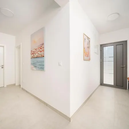 Villa Pure *